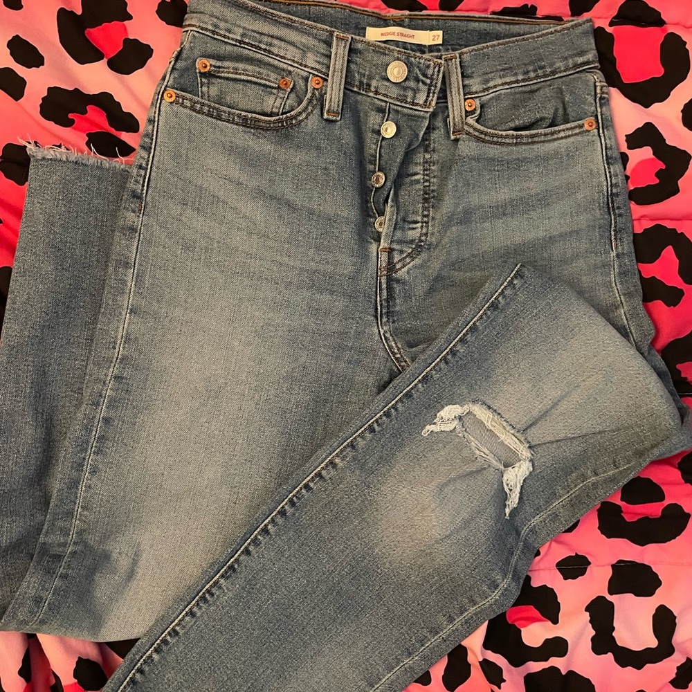 Levi’s wedgy straight women’s jeans